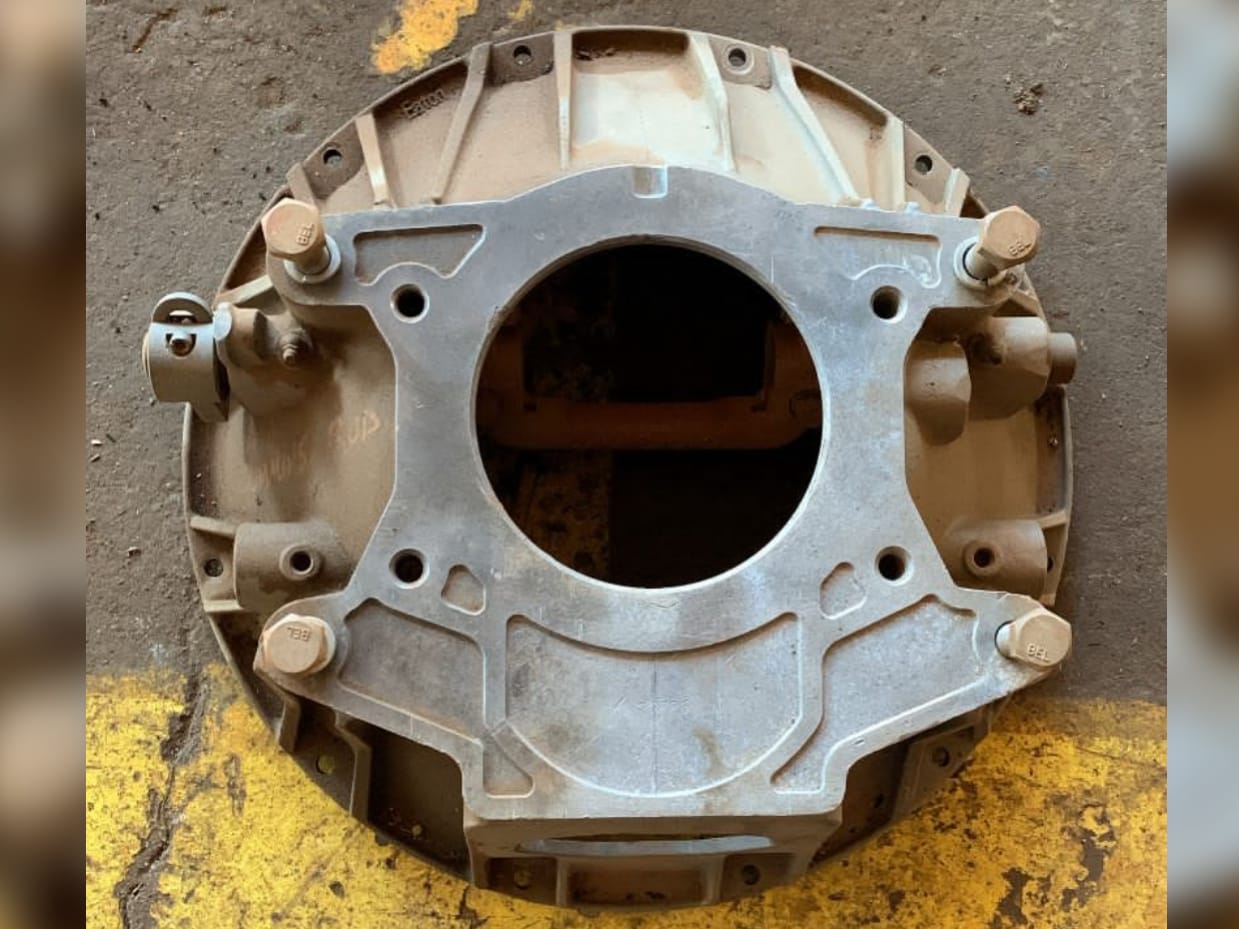 CAIXA SECA CUMMINS DE MOTOR RODOVIÁRIO