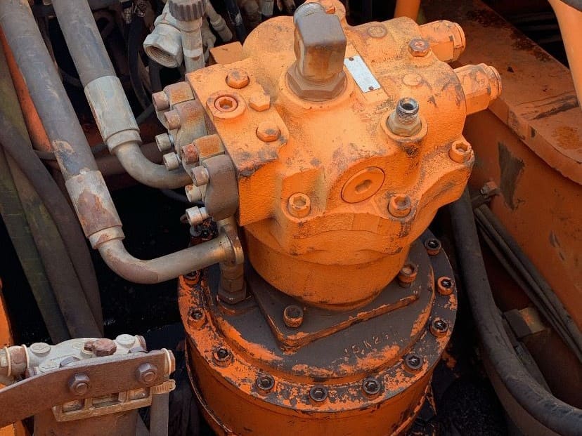 MOTOR DE GIRO DOOSAN 340LC-V