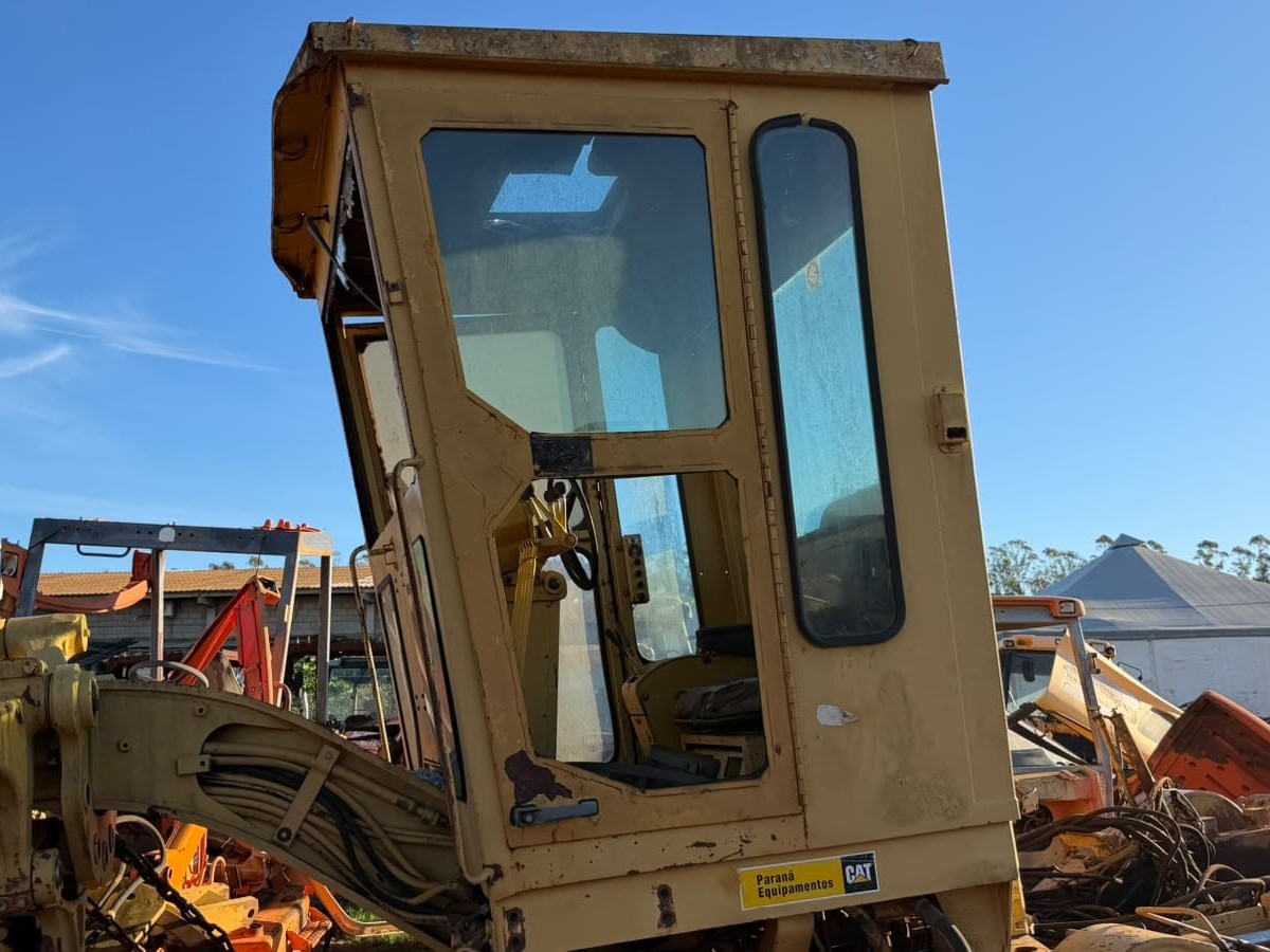 CABINE MOTONIVELADORA CATERPILLAR 12G