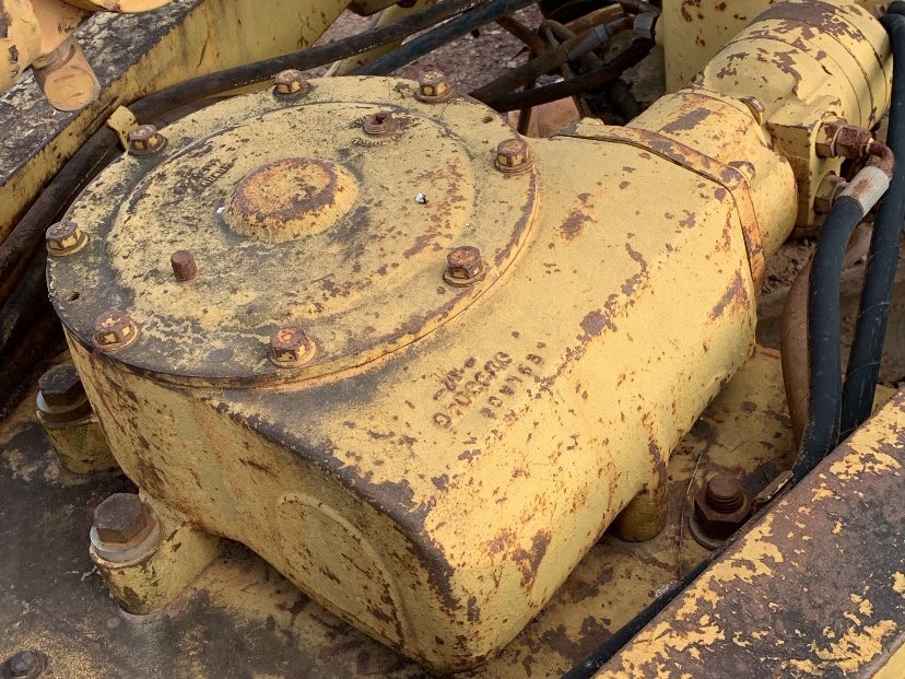 MOTOR DE GIRO CATERPILLAR 120K