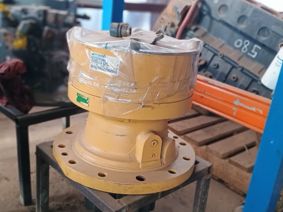 MOTOR DE GIRO HYUNDAI R450LC-7/ R450LC-7A/ R500LC-7A