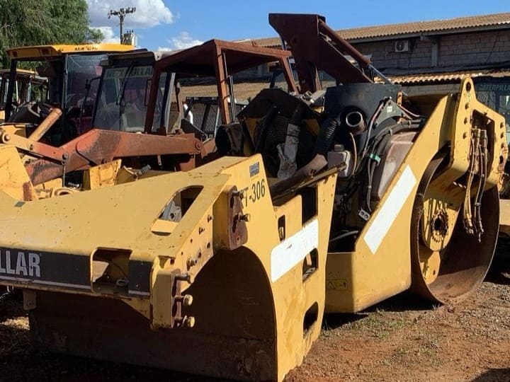 ROLO CATERPILLAR CB534