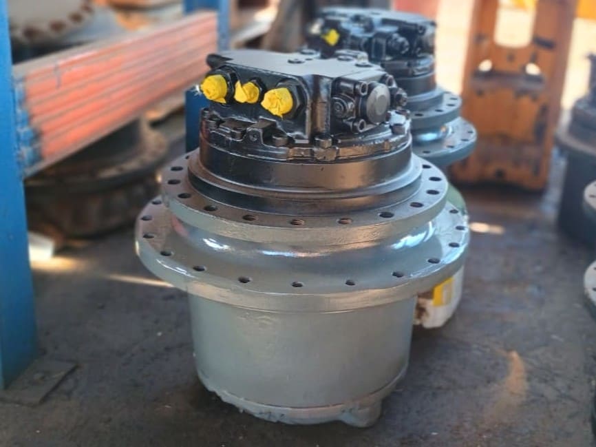MOTOR DE TRAÇÃO NEW HOLLAND E215