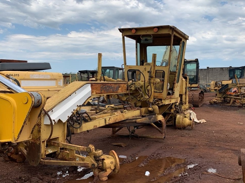 MOTONIVELADORA CATERPILLAR 120G PARA PEÇAS